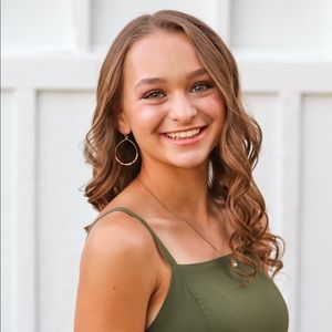 Meet your Posher, Kaylee